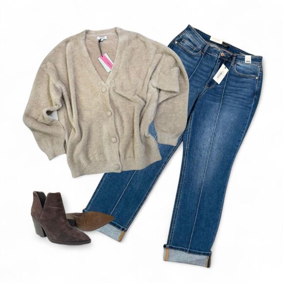 ANDREE' By Unit Fuzzy Button Front V-Neck Cardigan, NWT! Size 2X - Picture 8 of 10